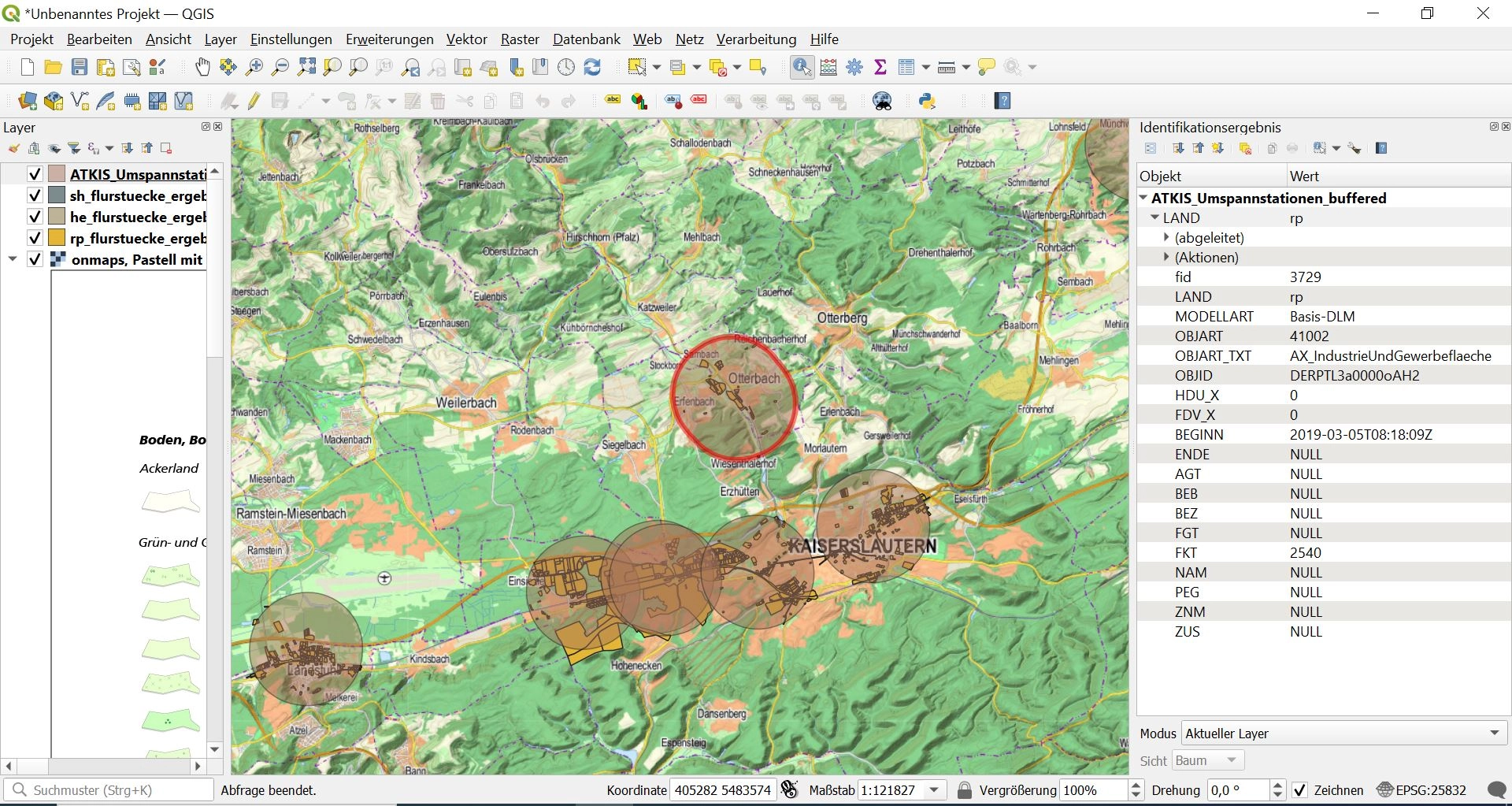 Darstellung aus QGIS mit verschnittenen Polygonen und Tabellenabfrage