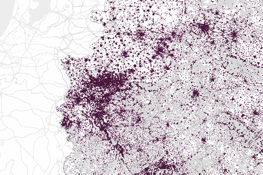 Detailkarte eines kleinen Ausschnitts mit Zensus 2022-Daten zu Gebäuden mit Etagenheizung, dargestellt im 1-km-Gitter mit Quantilverteilung.